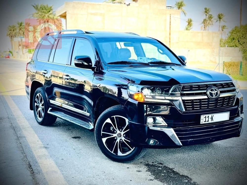 تويوتا لاندكروزر